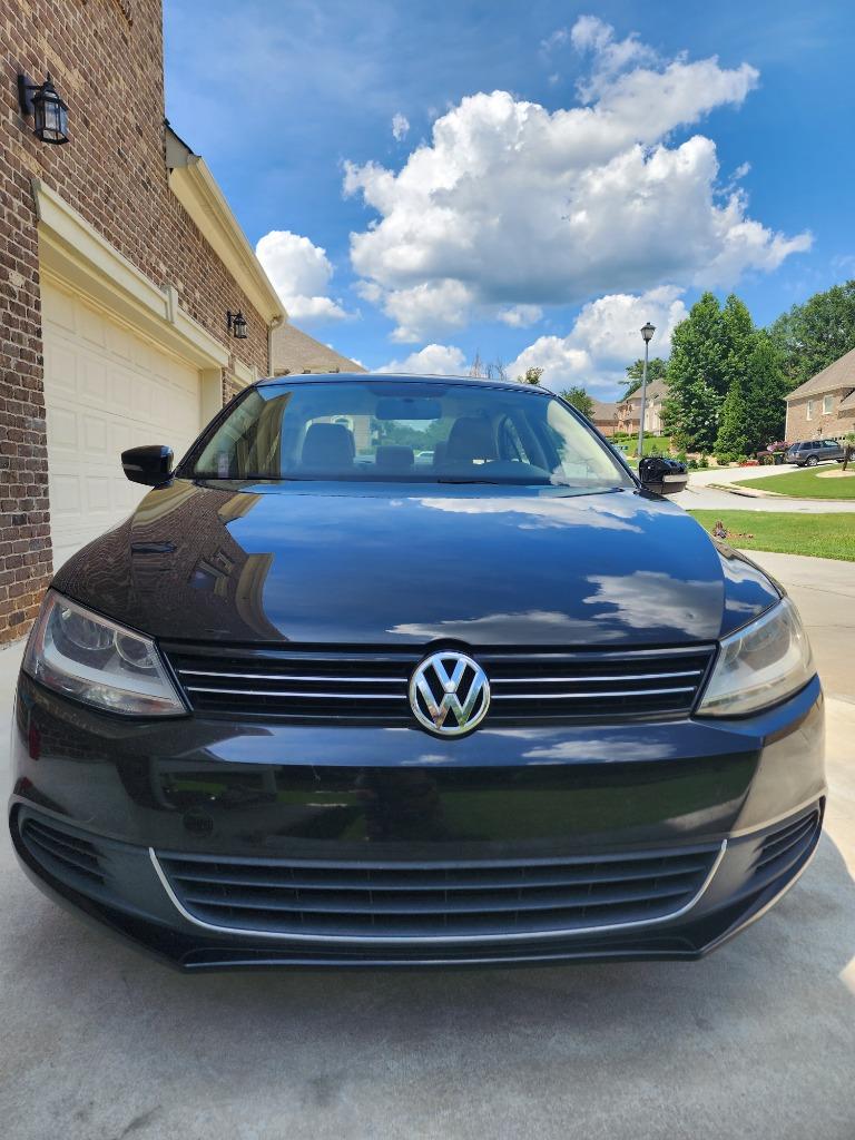 2012 Volkswagen Passat SE's photo